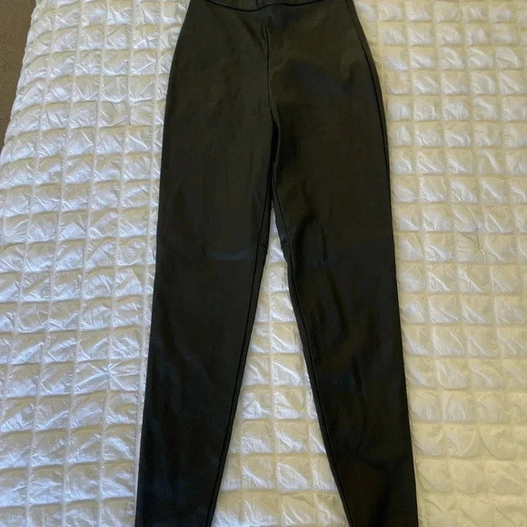 Vero Moda black high waist faux leather leggings - Picture 5 of 10